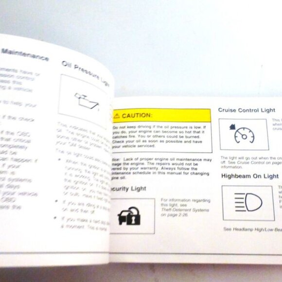 Pontiac Montana SV6 OWNERS MANUAL & SPARK PLUGS Montana Operating Manual - Picture 2 of 8